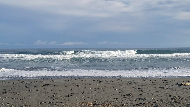 2025/11/6 午後 静波海岸